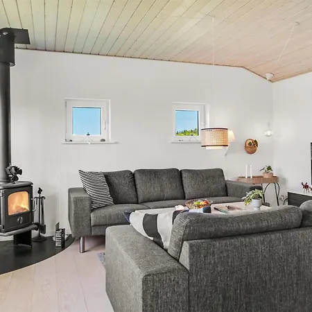 Feriehus Lica - 600m From The Sea By Interhome *