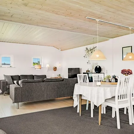 Feriehus Lica - 600m From The Sea By Interhome